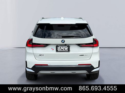 Used 2026 BMW X1 xDrive28i w/ Convenience Package AWD/4WD image 4