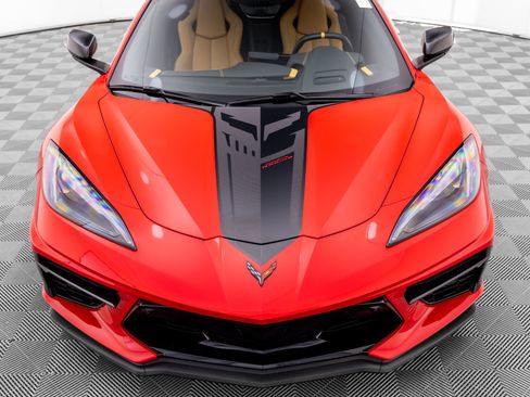 Used 2022 Chevrolet Corvette Stingray Preferred Cpe w/ Z51 Performance Package RWD image 8