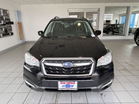 Used 2018 Subaru Forester 2.5i Premium w/ All-Weather Package image 5