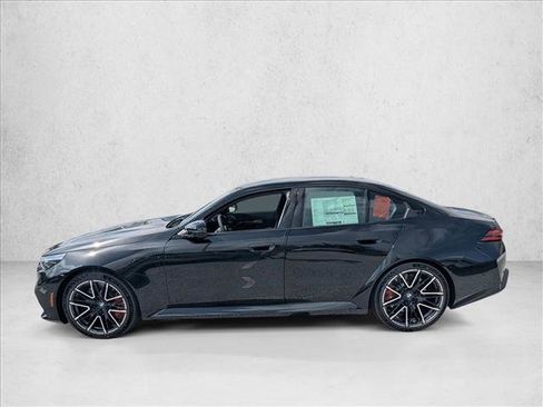 New 2027 BMW M5 w/ Executive Package AWD/4WD image 5