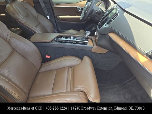 Used 2018 Volvo XC90 T6 Inscription w/ Convenience Package AWD/4WD image 11