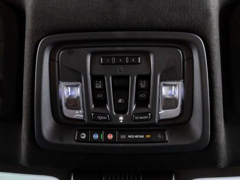 Used 2024 GMC Sierra 2500 Denali Ultimate image 29