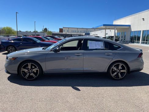 Used 2023 Honda Accord Sport image 2