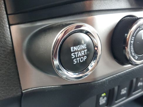 Certified 2023 Toyota Tacoma Limited AWD/4WD image 27