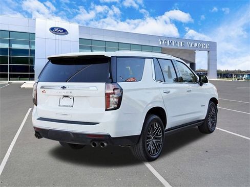 Used 2021 Chevrolet Tahoe High Country w/ Premium Package image 4