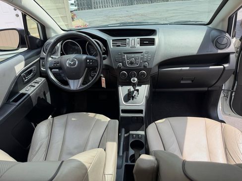 Used 2014 MAZDA MAZDA5 Grand Touring FWD image 6