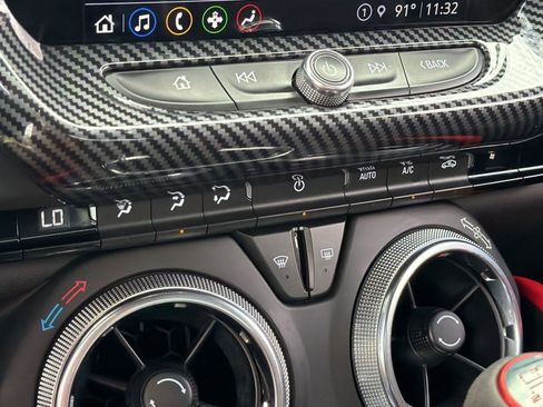 Used 2022 Chevrolet Camaro SS RWD image 16