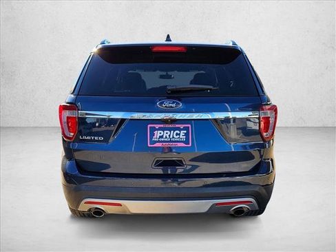 Used 2017 Ford Explorer Limited image 7