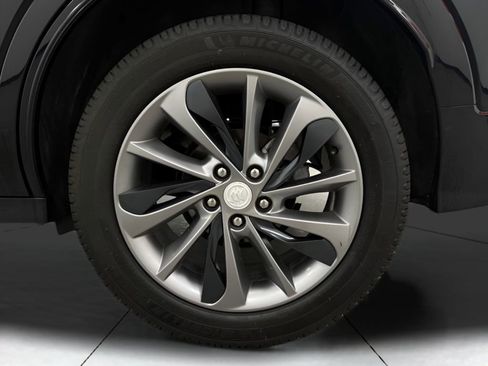 Used 2021 Buick Encore GX Preferred w/ Sport Touring Package FWD image 29