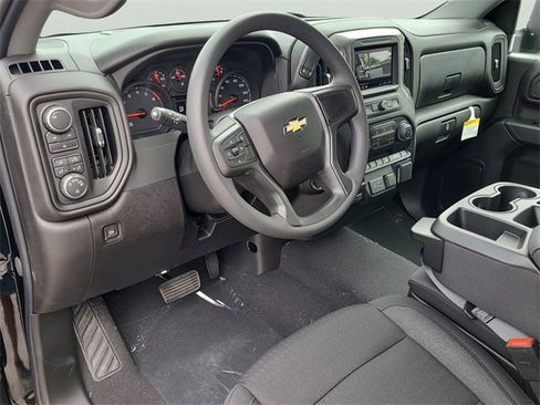 New 2026 Chevrolet Silverado 2500 Custom w/ Custom Value Package image 20