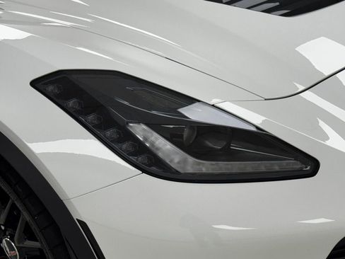 Used 2015 Chevrolet Corvette Z06 w/ 3LZ Preferred Equipment Group image 43