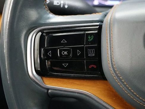 Used 2023 Jeep Grand Wagoneer Series II AWD/4WD image 22