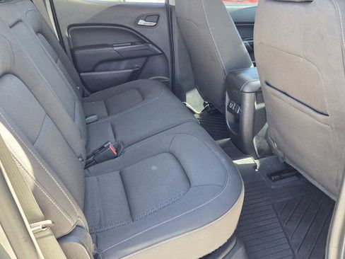 Used 2019 GMC Canyon SLE w/ Elevation Edition image 14