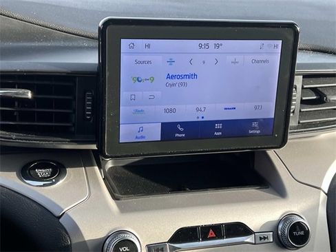 Certified 2023 Ford Explorer XLT image 25