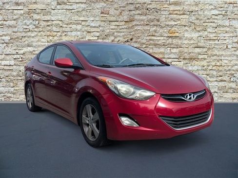 Used 2012 Hyundai Elantra GLS w/ Preferred Pkg 3 FWD image 2