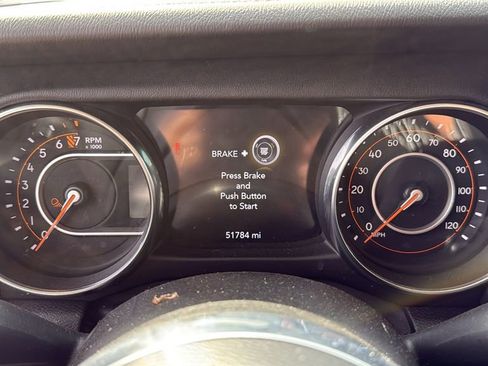 Used 2022 Jeep Gladiator Overland w/ Popular Equipment Package AWD/4WD image 6