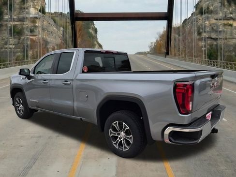 New 2026 GMC Sierra 1500 SLE w/ Preferred Package RWD image 8