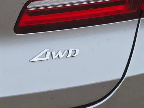 Used 2023 Genesis GV80 2.5T w/ Prestige 20" Package image 8