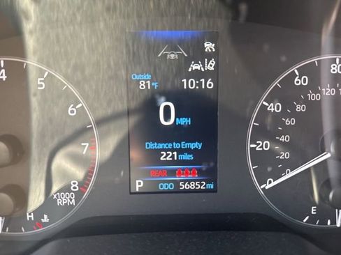 Used 2024 Toyota Corolla SE image 9