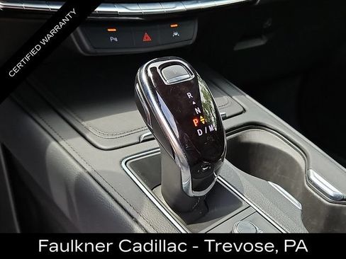 Certified 2025 Cadillac XT4 Premium Luxury AWD/4WD image 15