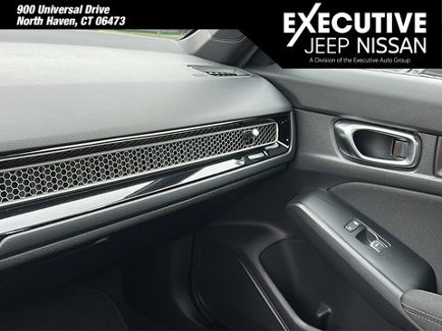 Used 2025 Honda Civic Sport image 16