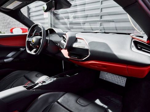 Used 2021 Ferrari SF90 Stradale AWD/4WD image 40