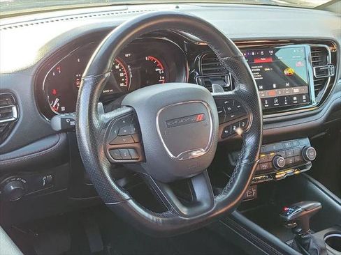 Certified 2024 Dodge Durango GT RWD image 3