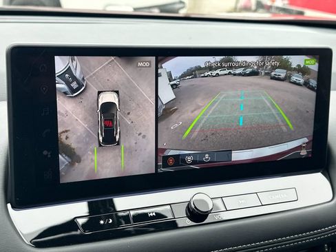 New 2026 Nissan Rogue Platinum w/ Platinum Premium Package image 19