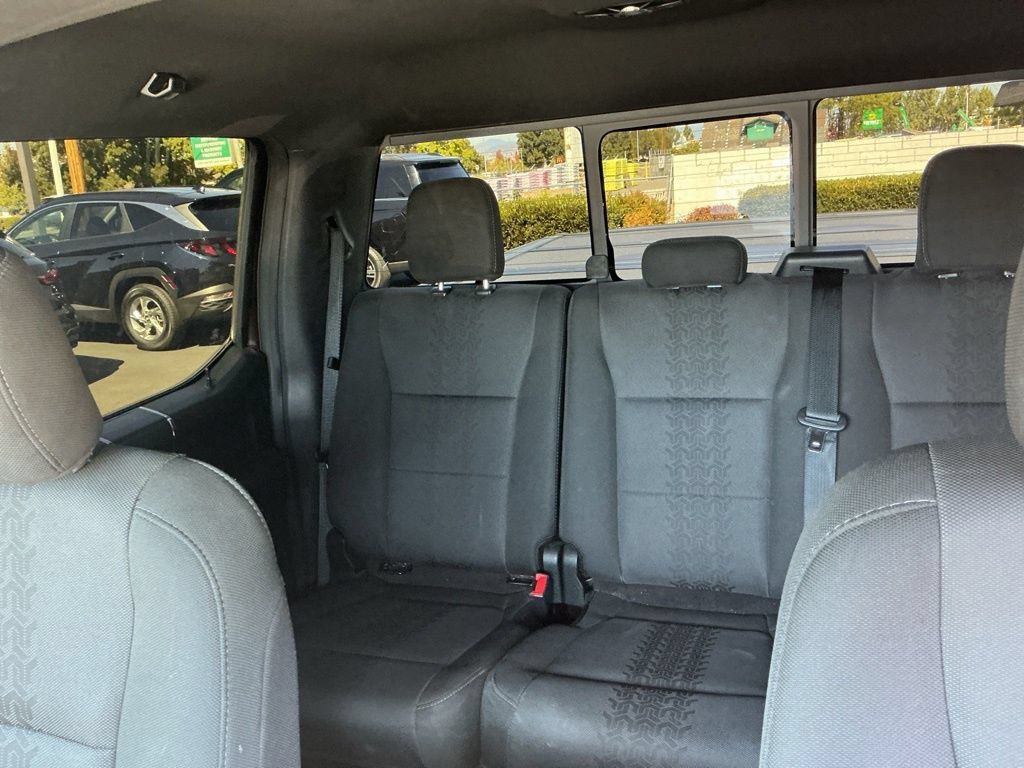 Used 2019 Ford F150 XLT w/ Equipment Group 302A Luxury AWD/4WD image 8