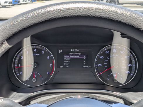 Used 2022 Kia Forte LXS w/ LXS Technology Package FWD image 23