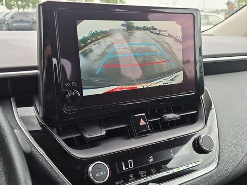 Used 2026 Toyota Corolla LE w/ LE Premium Package FWD image 13