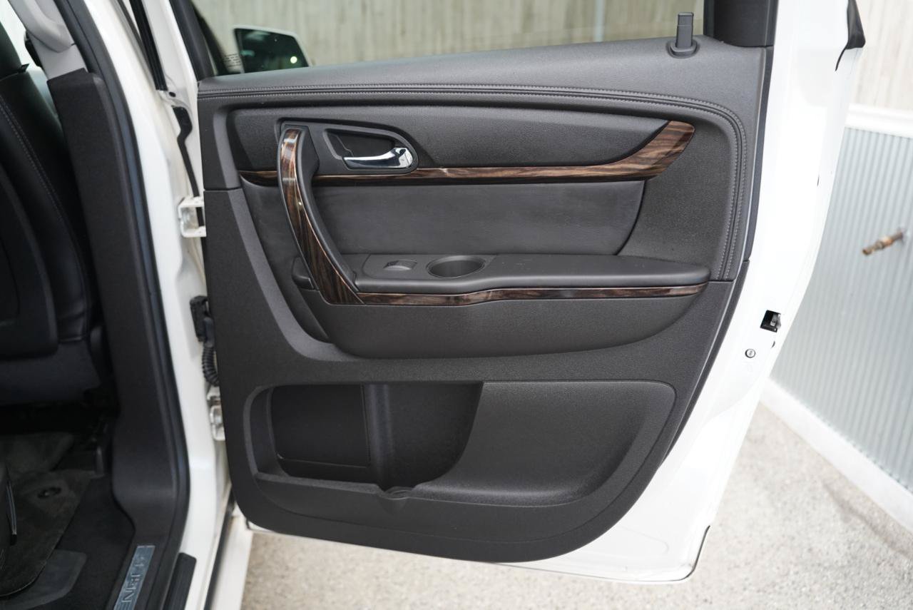 Used 2013 GMC Acadia Denali FWD image 36