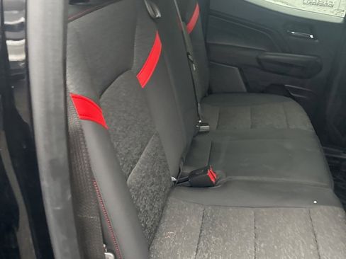 Used 2023 Chevrolet Colorado Z71 w/ Z71 Convenience Package 2 image 9