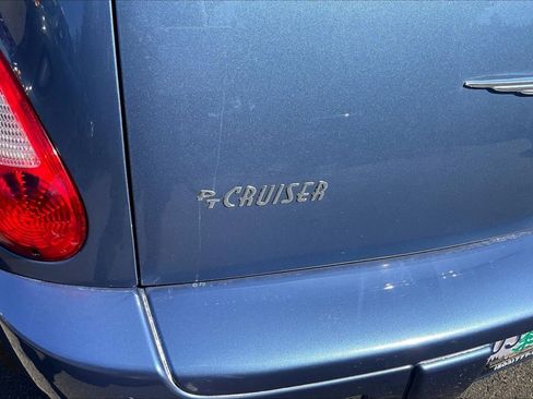 Used 2007 Chrysler PT Cruiser Touring FWD image 23