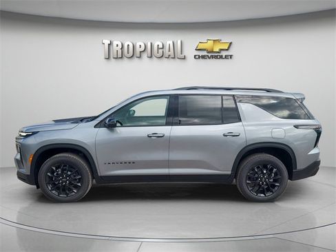 New 2026 Chevrolet Traverse LT w/ Midnight/Sport Edition image 2