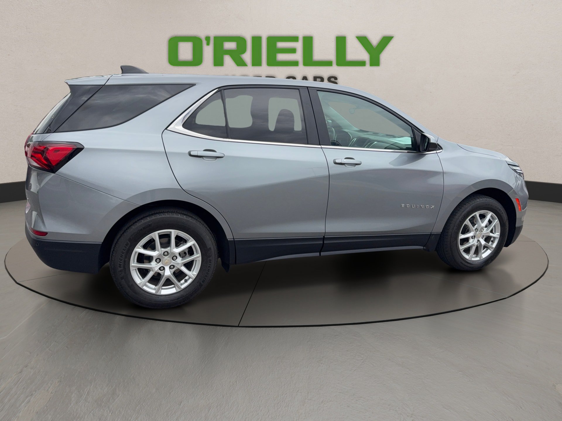 Used 2024 Chevrolet Equinox LT FWD image 6
