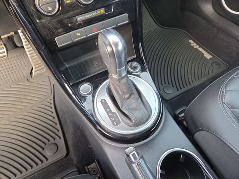 Used 2019 Volkswagen Beetle 2.0T Final Edition SEL image 30