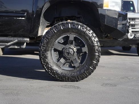 Used 2013 Chevrolet Silverado 2500 LTZ w/ LTZ Plus Package image 4