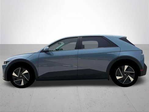 New 2026 Hyundai Ioniq 5 SE AWD/4WD image 3