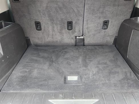 Used 2017 Chevrolet Equinox LT w/ Convenience Package image 30