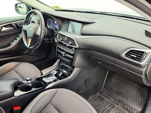 Used 2019 INFINITI QX30 AWD w/ Navigation Package image 25