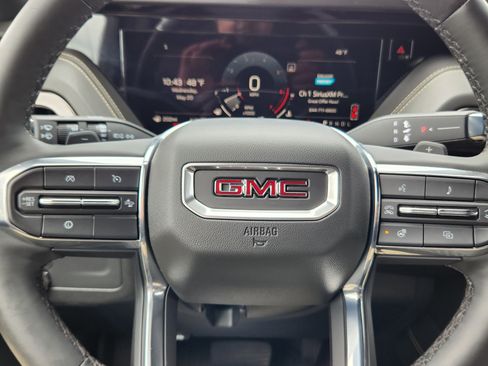 Used 2025 GMC Yukon Elevation w/ LPO, Floor Liner Package AWD/4WD image 7