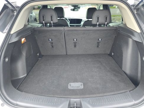 Used 2024 Buick Encore GX Sport Touring image 9