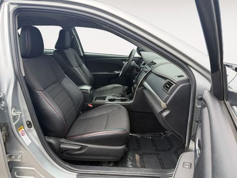 Used 2017 Toyota Camry SE FWD image 24