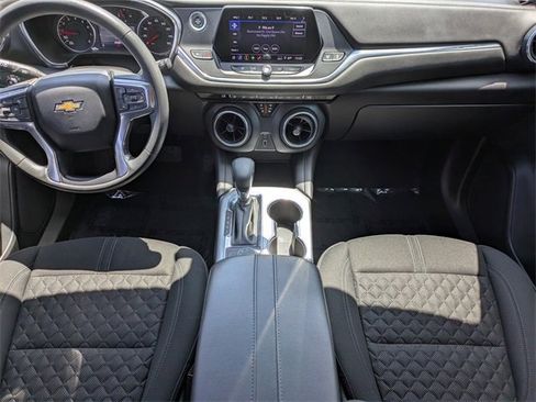 Used 2022 Chevrolet Blazer LT image 17
