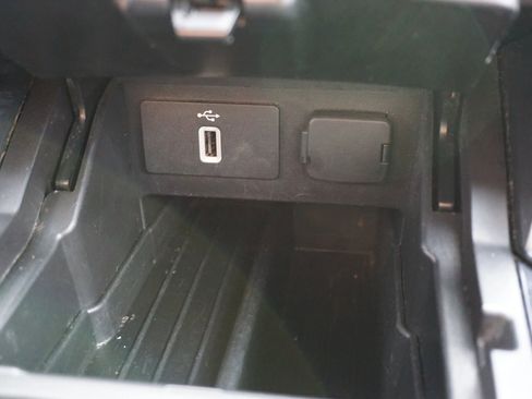 Used 2018 Ford Explorer Sport image 30