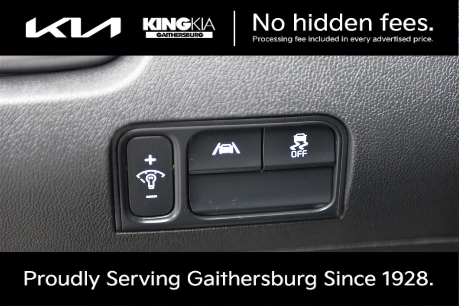 Certified 2022 Kia Sorento S FWD image 25