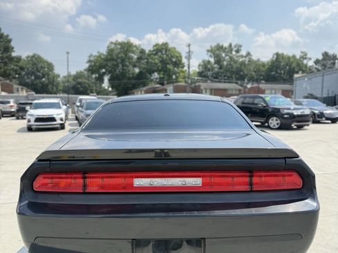 Used 2009 Dodge Challenger R/T w/ Sound Group image 5