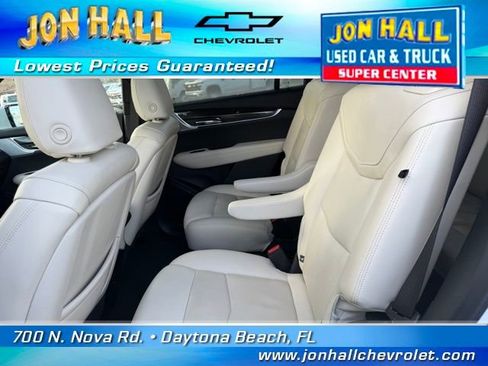 Used 2023 Cadillac XT6 Sport w/ Technology Package image 24