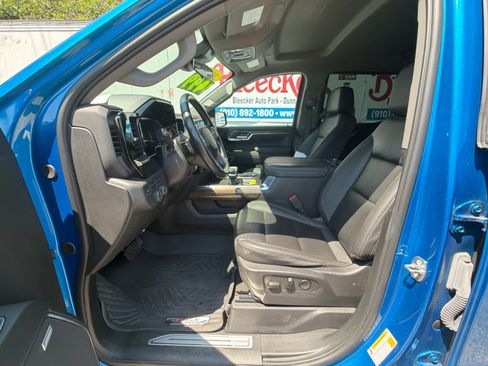 Used 2024 Chevrolet Silverado 1500 LT Trail Boss w/ LT Trail Boss Premium Package AWD/4WD image 19